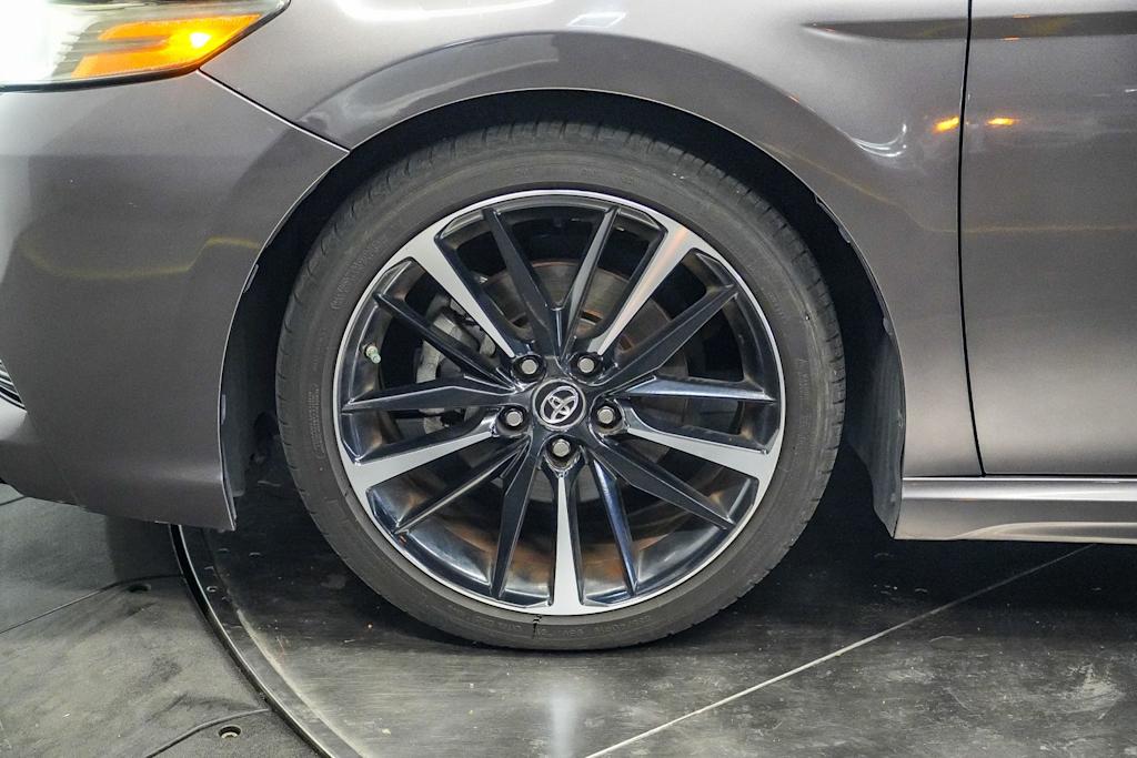Thumbnail: 2018 Toyota Camry - 7