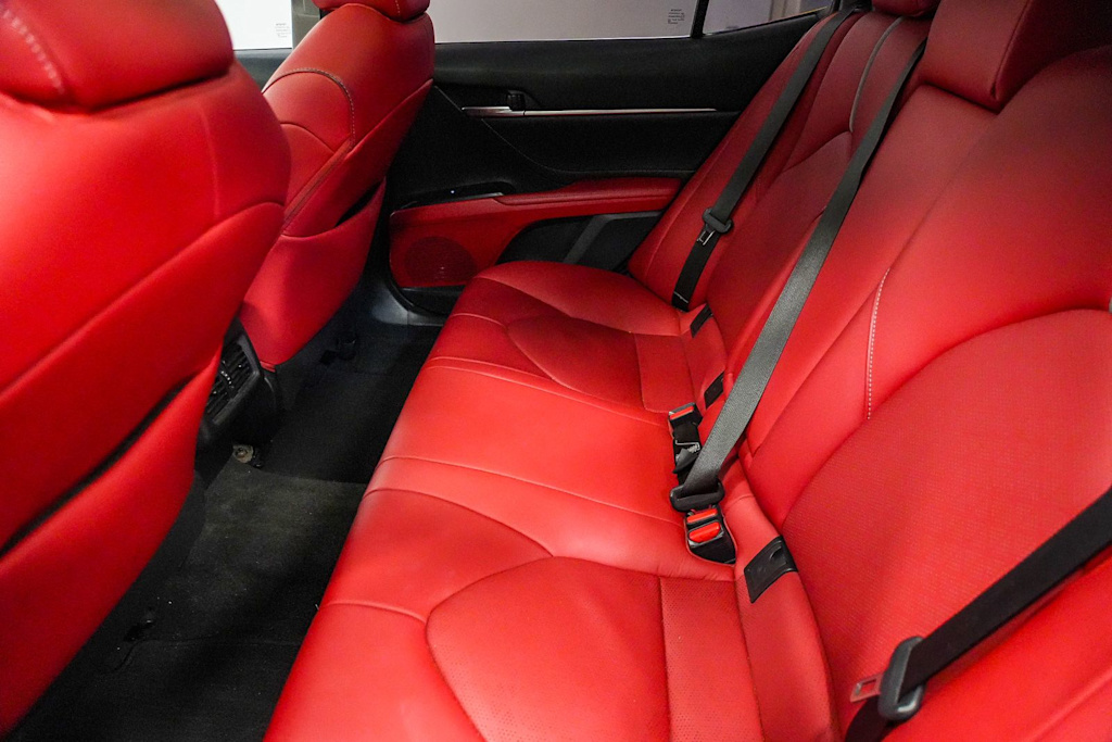 Thumbnail: 2018 Toyota Camry - 12