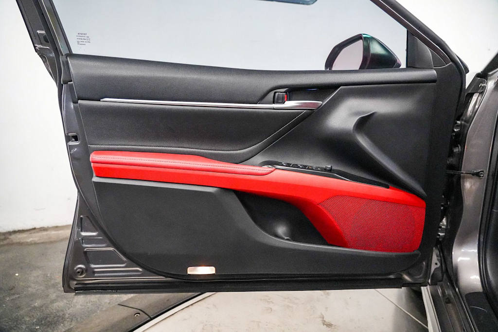 Thumbnail: 2018 Toyota Camry - 24