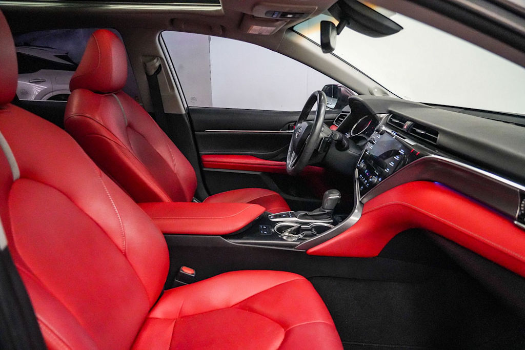 Thumbnail: 2018 Toyota Camry - 10