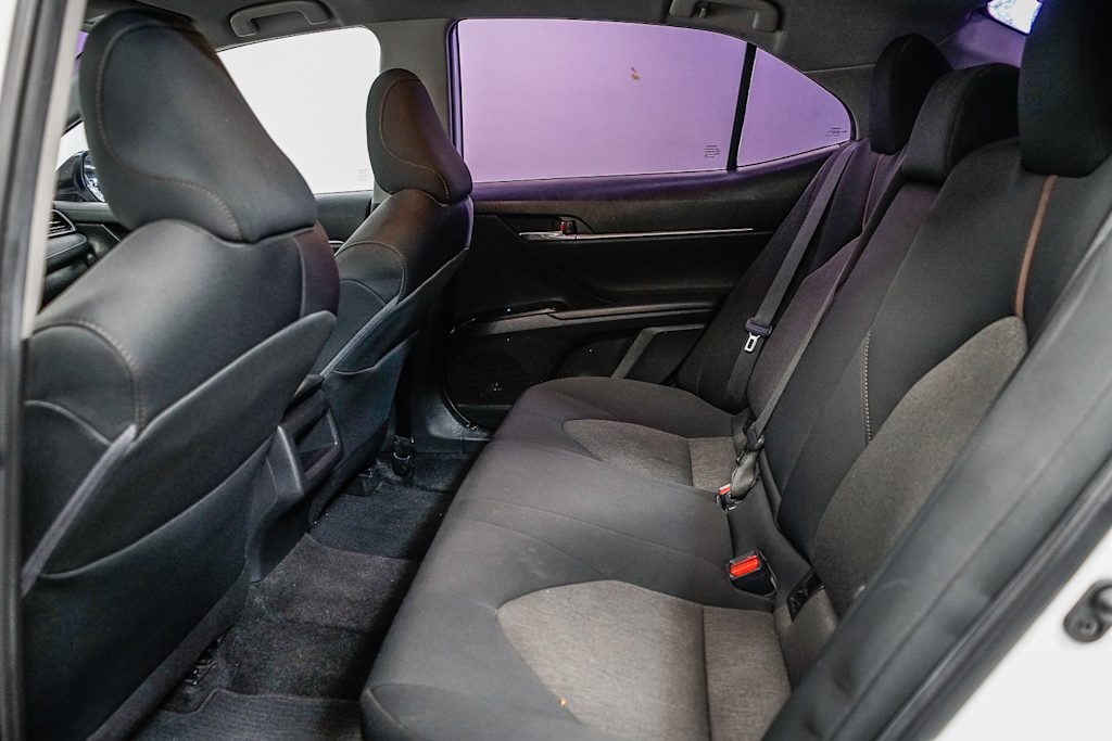 2020 Toyota Camry LE 10