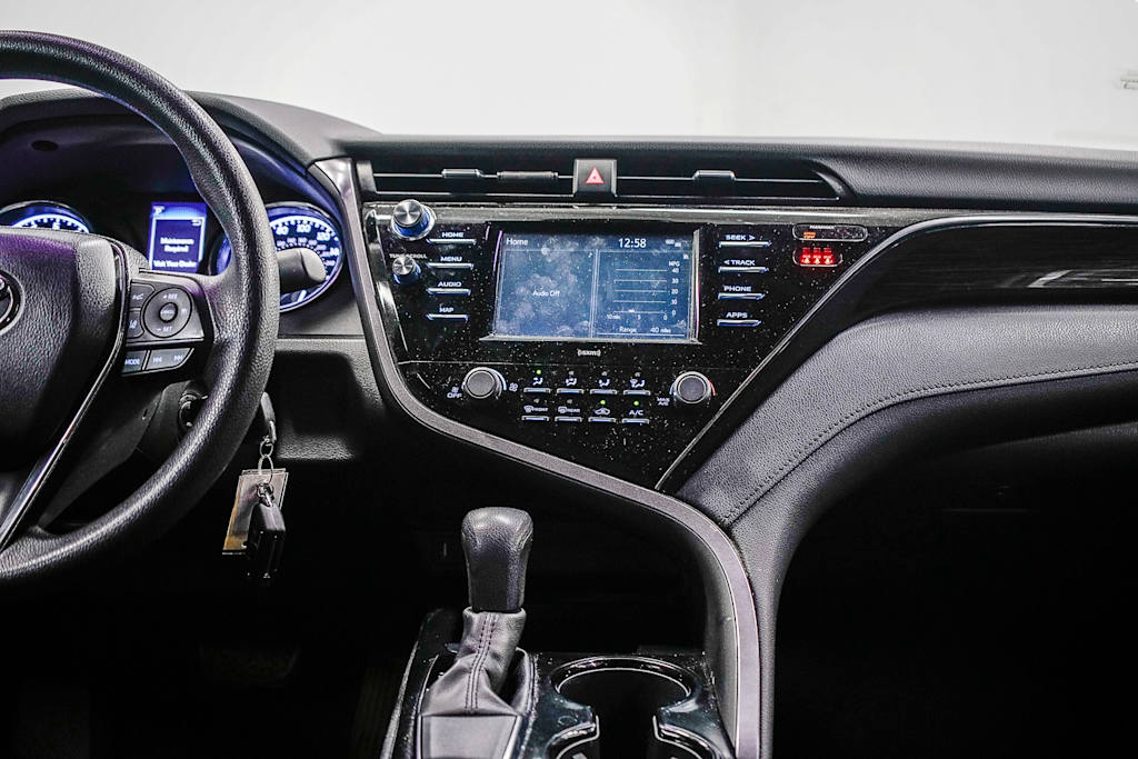 2020 Toyota Camry LE 7
