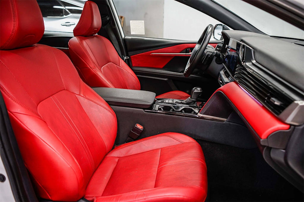 Thumbnail: 2025 Toyota Camry - 9