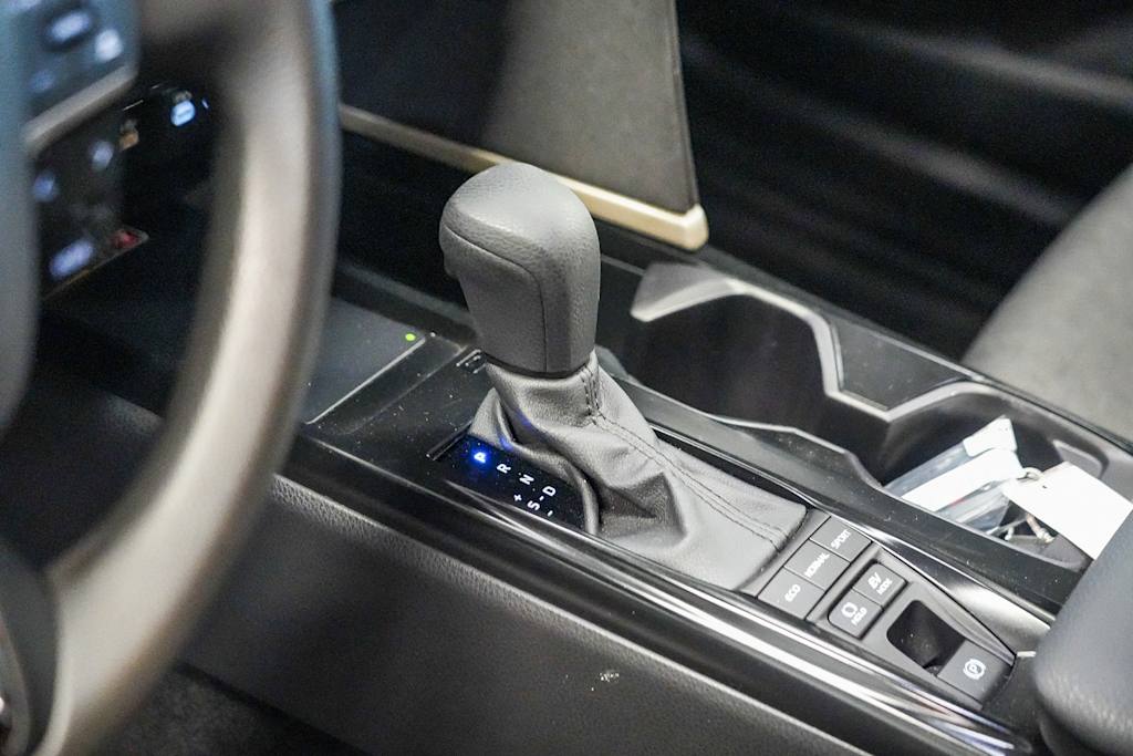 Thumbnail: 2026 Toyota Camry - 13