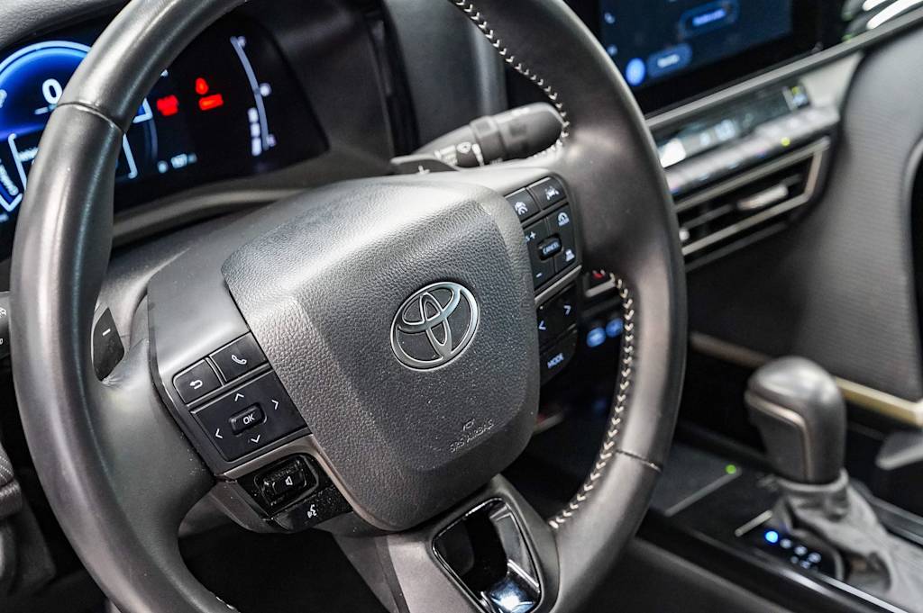 Thumbnail: 2026 Toyota Camry - 12