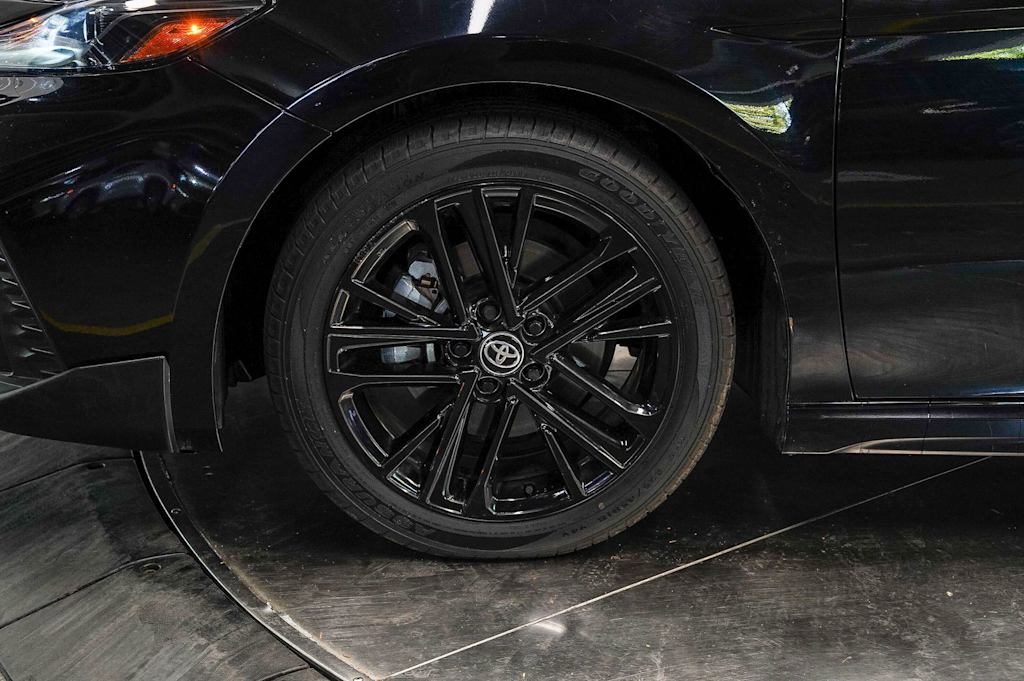 Thumbnail: 2025 Toyota Camry - 6