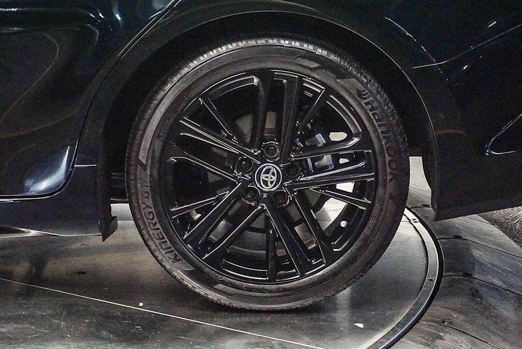 Thumbnail: 2025 Toyota Camry - 23