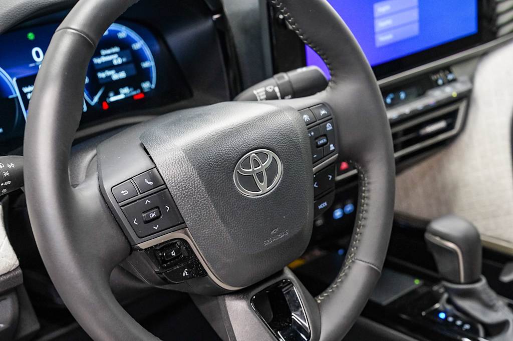 Thumbnail: 2026 Toyota Camry - 14
