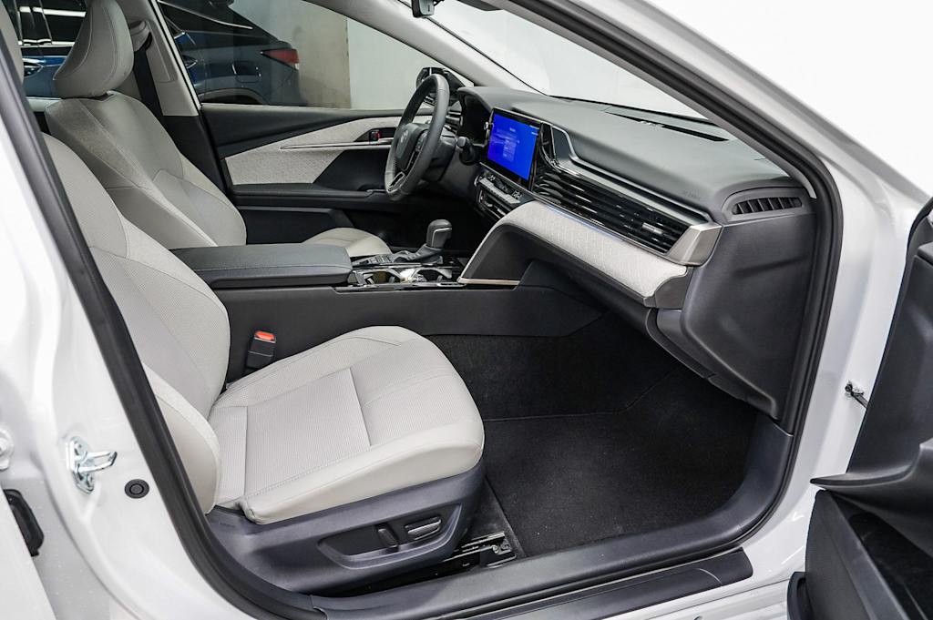 Thumbnail: 2026 Toyota Camry - 10