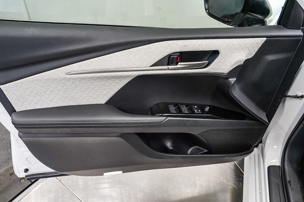Thumbnail: 2026 Toyota Camry - 25