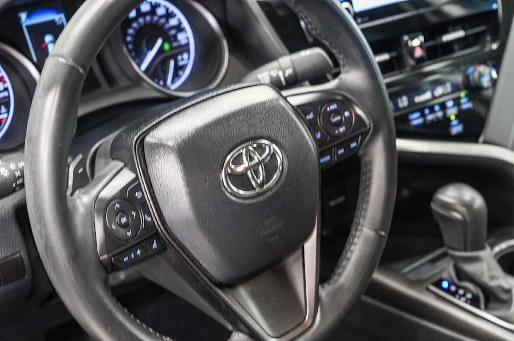 Thumbnail: 2024 Toyota Camry - 14