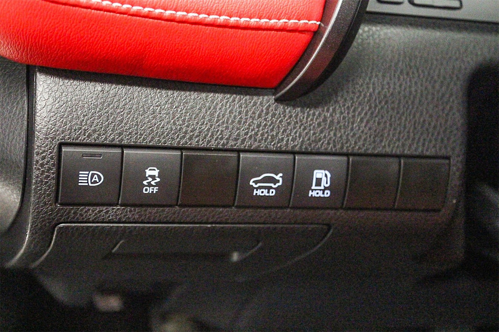 Thumbnail: 2023 Toyota Camry - 28