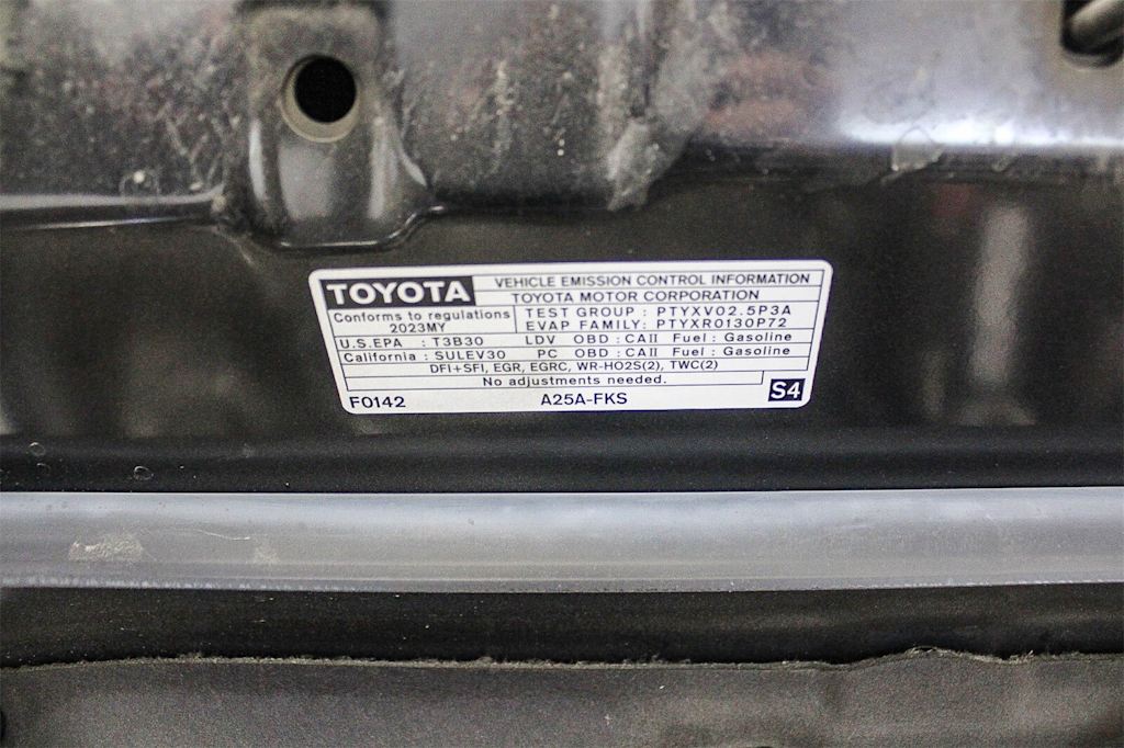 Thumbnail: 2023 Toyota Camry - 17