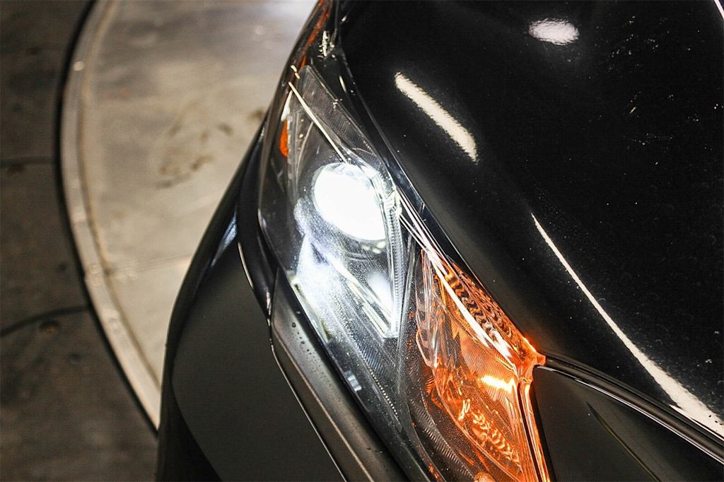 Thumbnail: 2023 Toyota Camry - 14