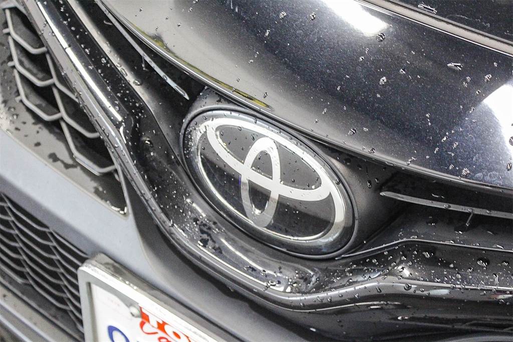 Thumbnail: 2023 Toyota Camry - 23