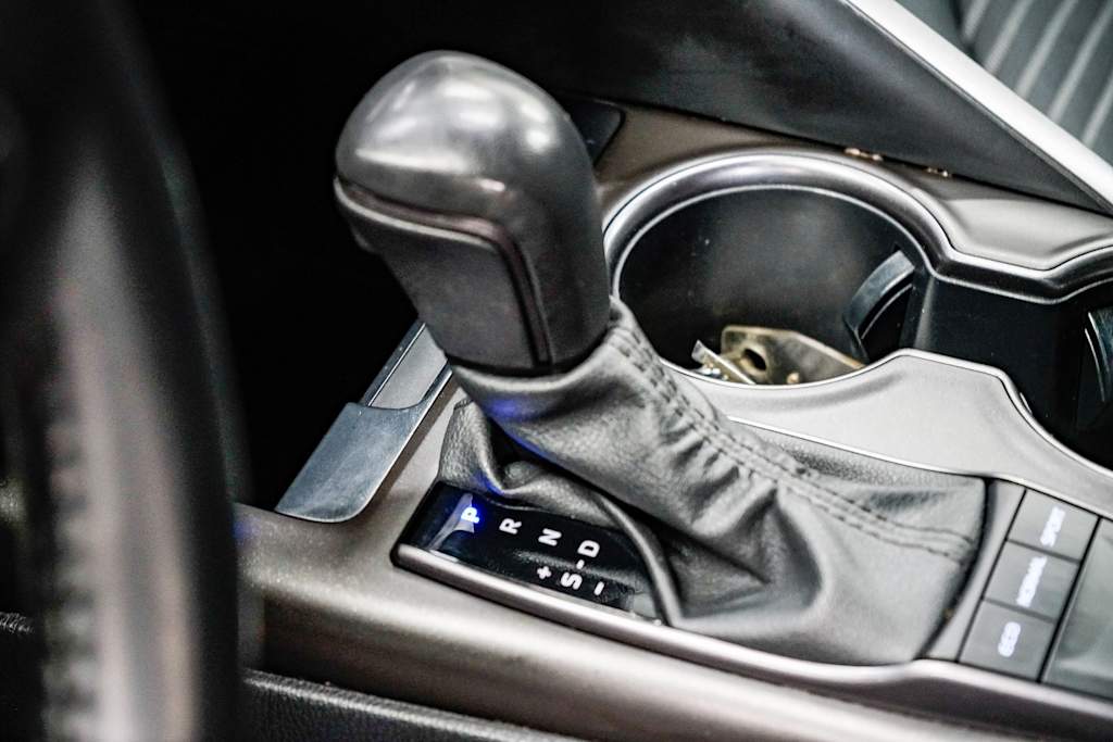 Thumbnail: 2023 Toyota Camry - 14