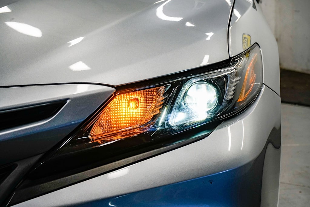 Thumbnail: 2023 Toyota Camry - 21