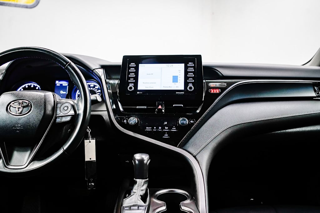 Thumbnail: 2023 Toyota Camry - 8