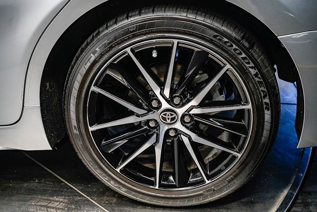 Thumbnail: 2023 Toyota Camry - 6