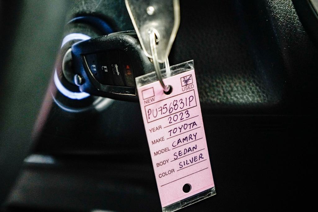 Thumbnail: 2023 Toyota Camry - 17