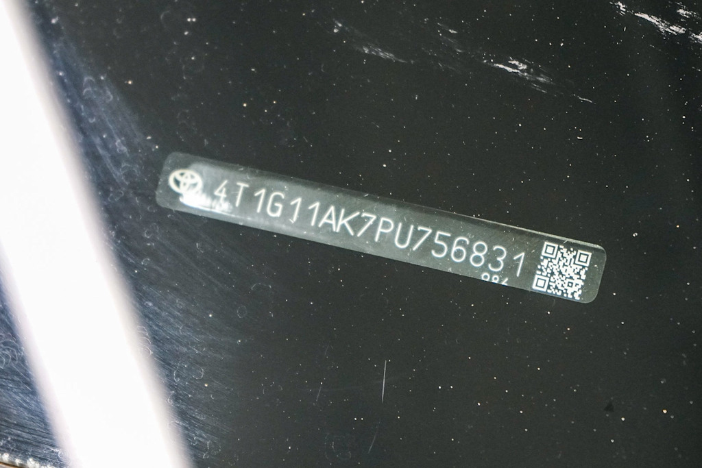 Thumbnail: 2023 Toyota Camry - 18