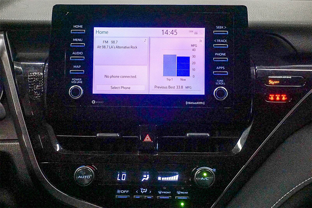 Thumbnail: 2021 Toyota Camry - 14