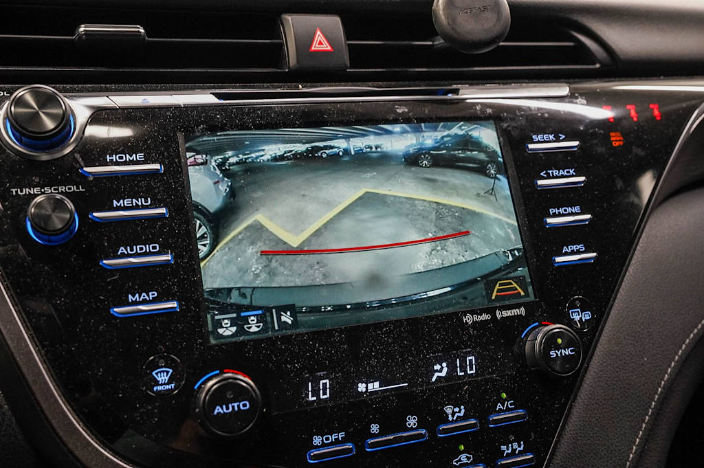 Thumbnail: 2020 Toyota Camry - 28