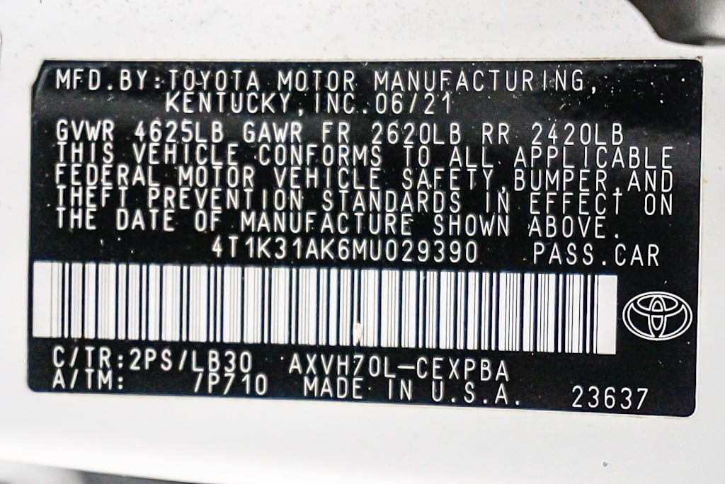 Thumbnail: 2021 Toyota Camry - 17