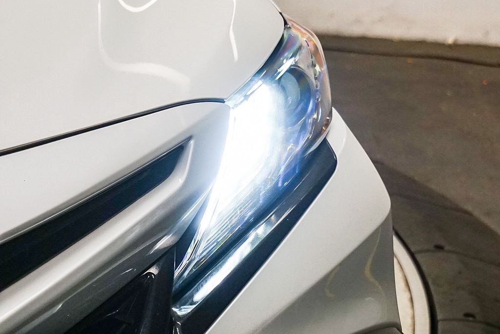 Thumbnail: 2021 Toyota Camry - 20