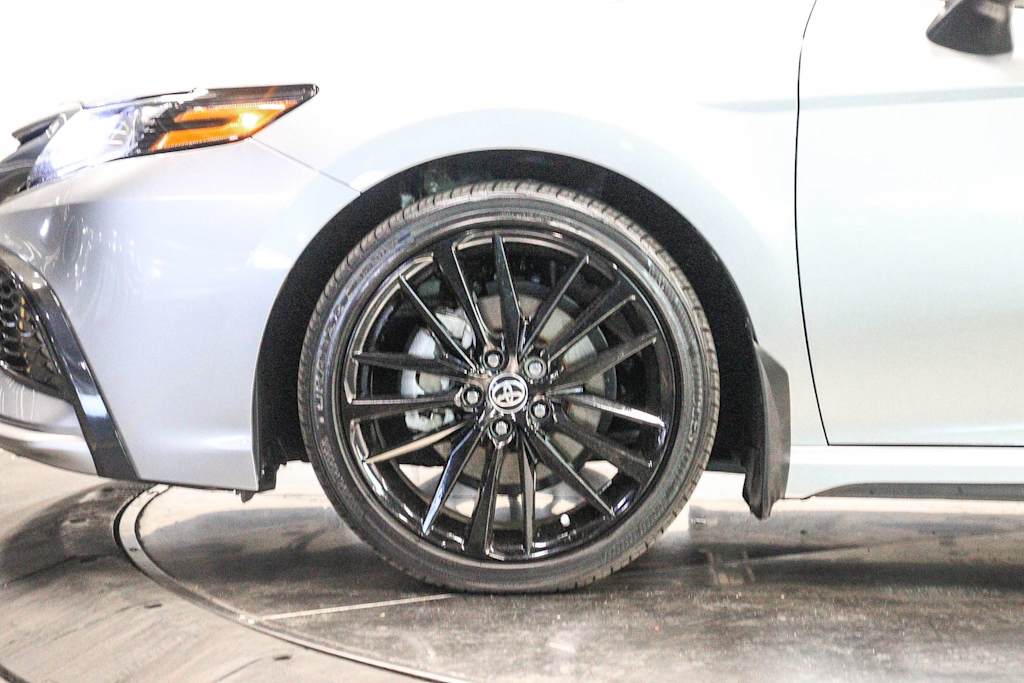 Thumbnail: 2024 Toyota Camry - 6