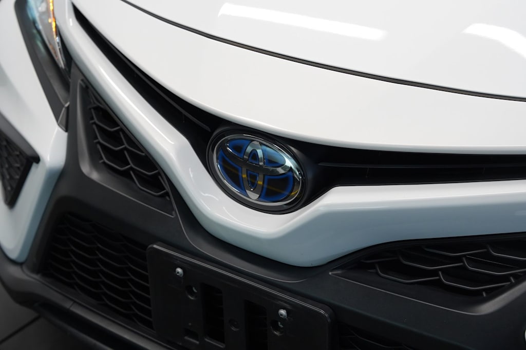 Thumbnail: 2023 Toyota Camry - 6