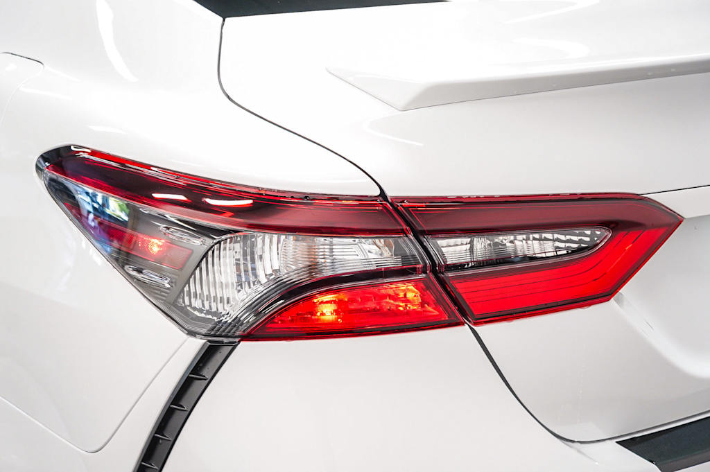 Thumbnail: 2024 Toyota Camry - 19