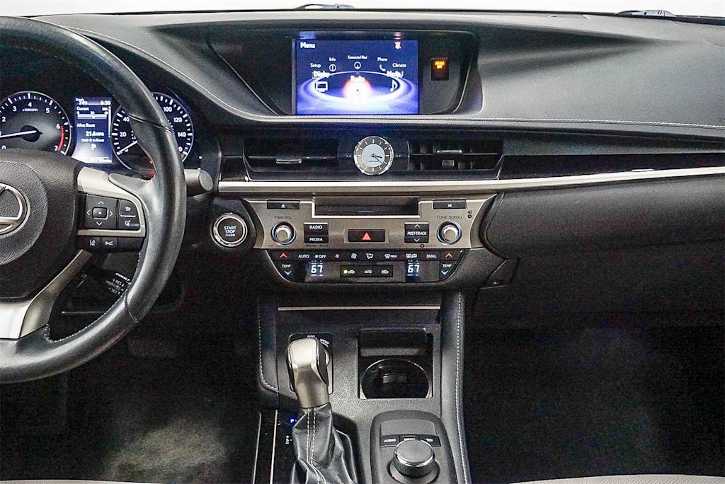 Thumbnail: 2018 Lexus ES - 7