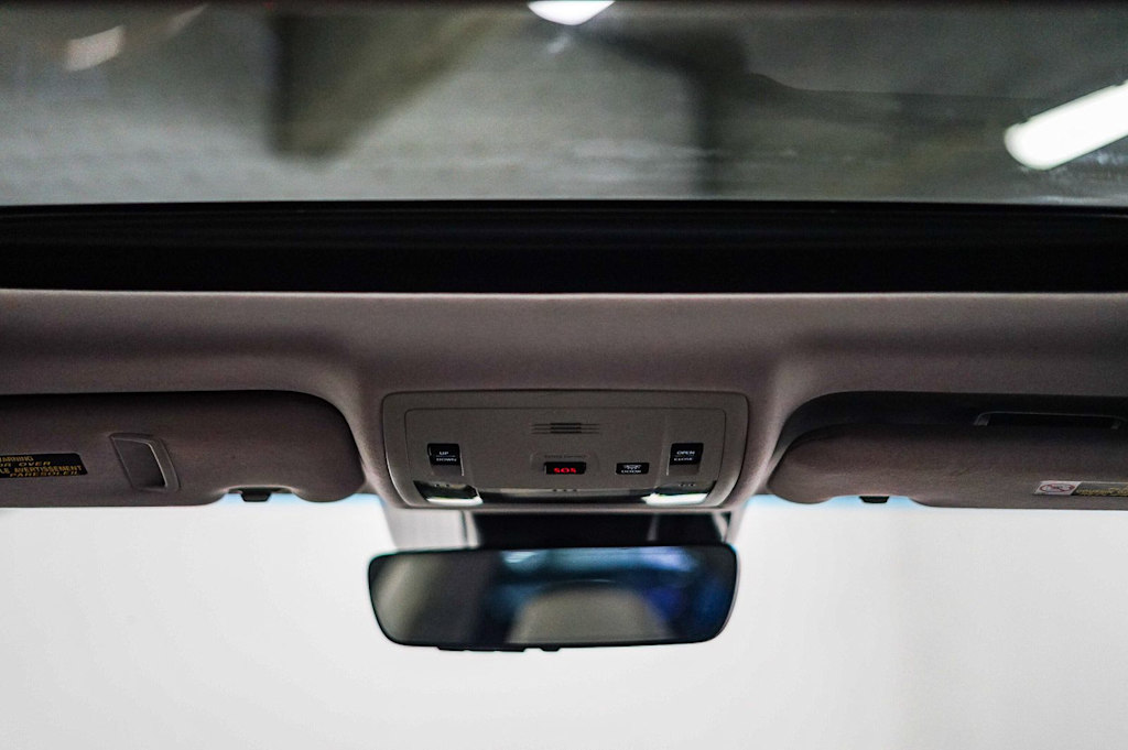 Thumbnail: 2017 Lexus ES - 23