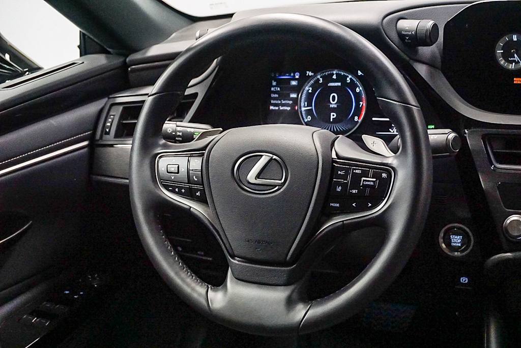 Thumbnail: 2025 Lexus ES - 14