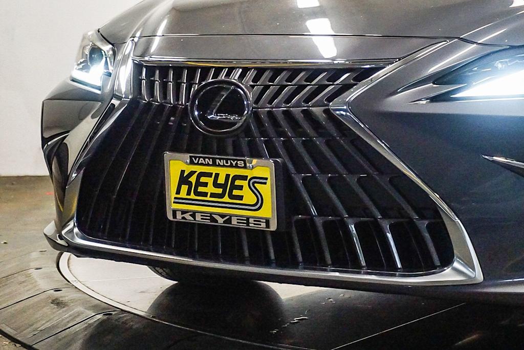 Thumbnail: 2025 Lexus ES - 6