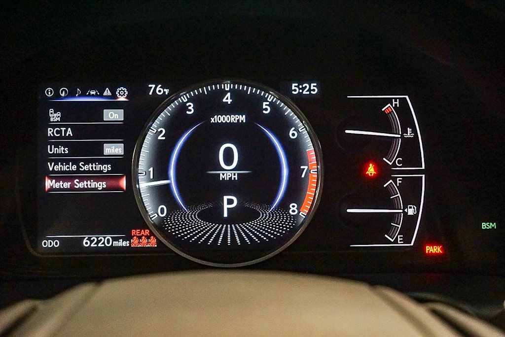 Thumbnail: 2025 Lexus ES - 17