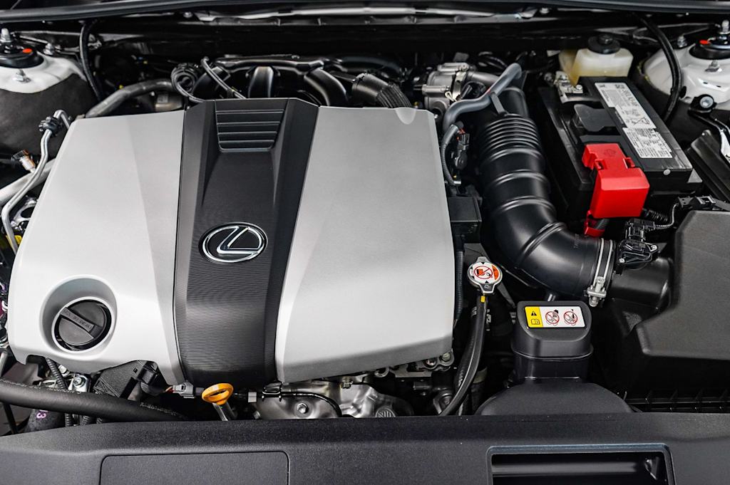 Thumbnail: 2025 Lexus ES - 8