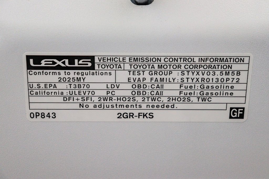 Thumbnail: 2025 Lexus ES - 18