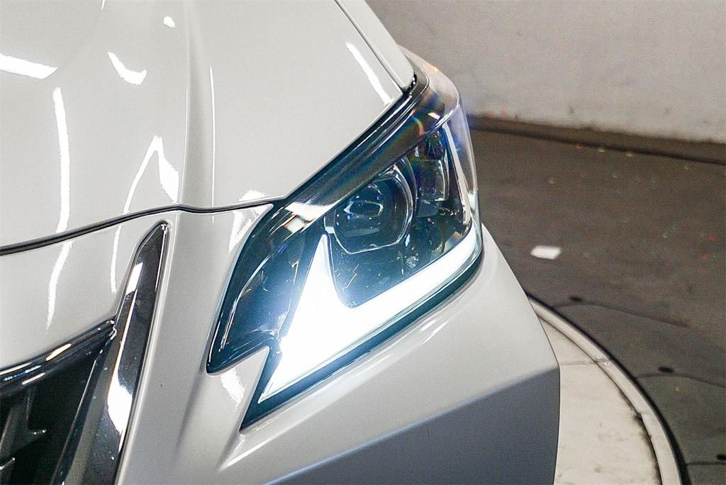 Thumbnail: 2023 Lexus ES - 2