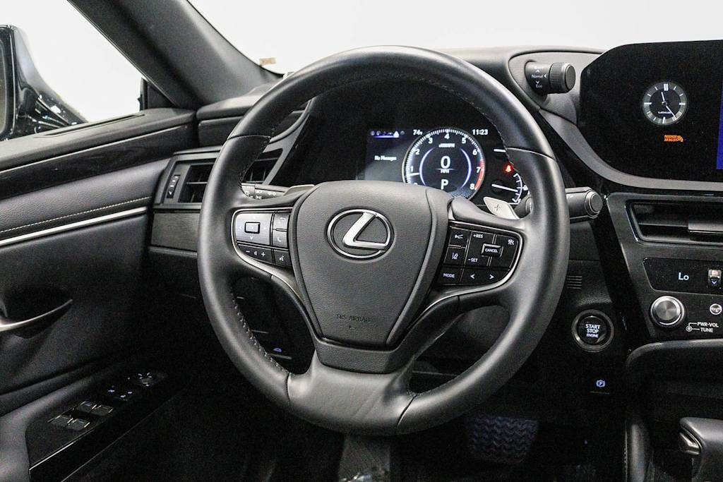 Thumbnail: 2025 Lexus ES - 11