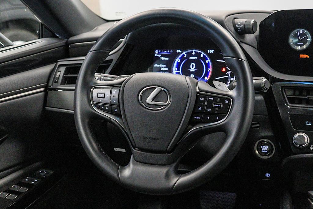 Thumbnail: 2025 Lexus ES - 12