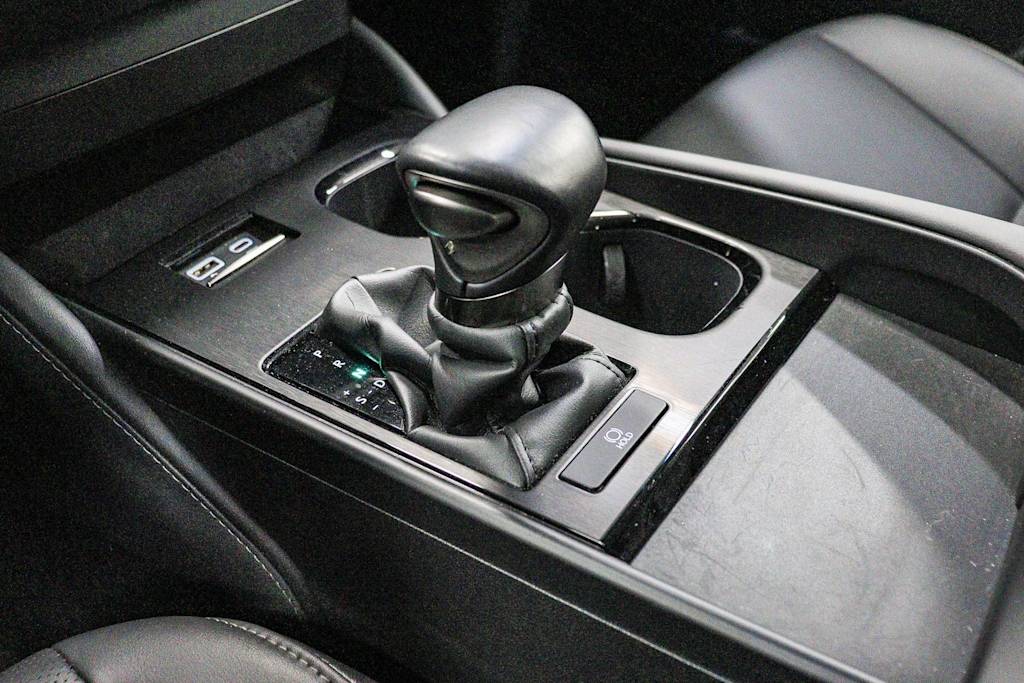 Thumbnail: 2025 Lexus ES - 28