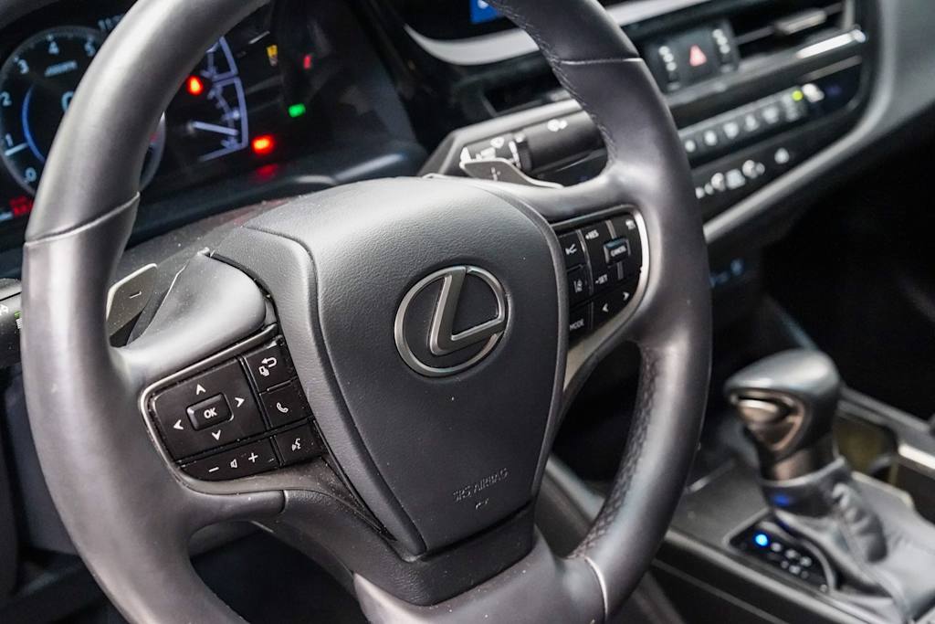 Thumbnail: 2024 Lexus ES - 13