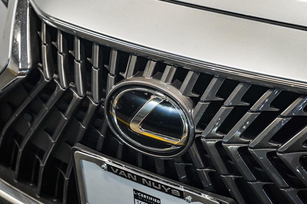 Thumbnail: 2025 Lexus ES - 6