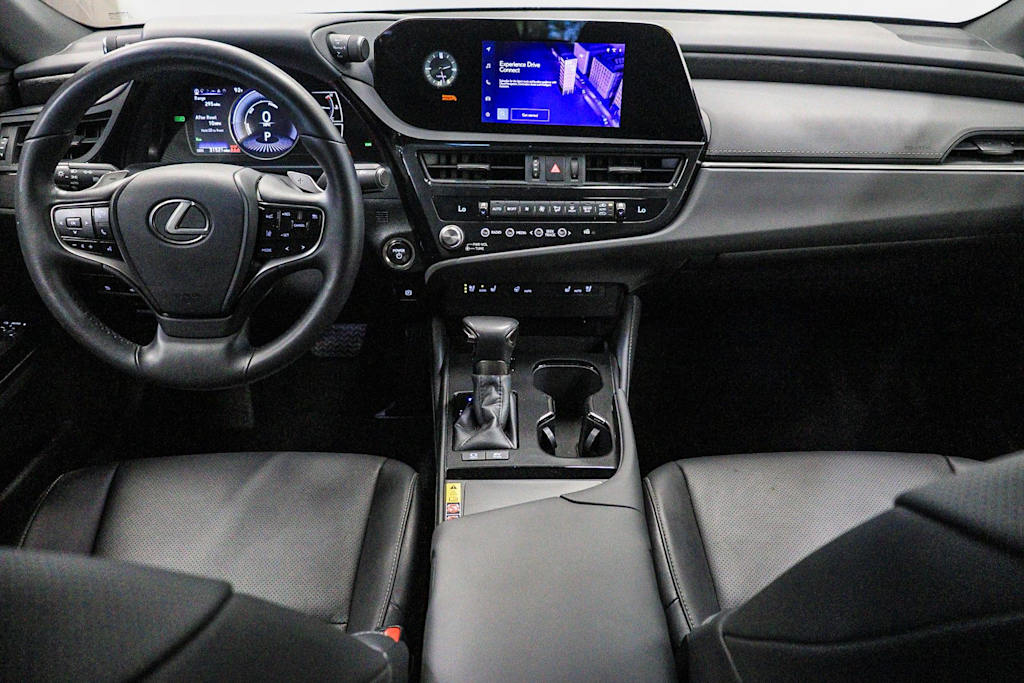 Thumbnail: 2025 Lexus ES - 2
