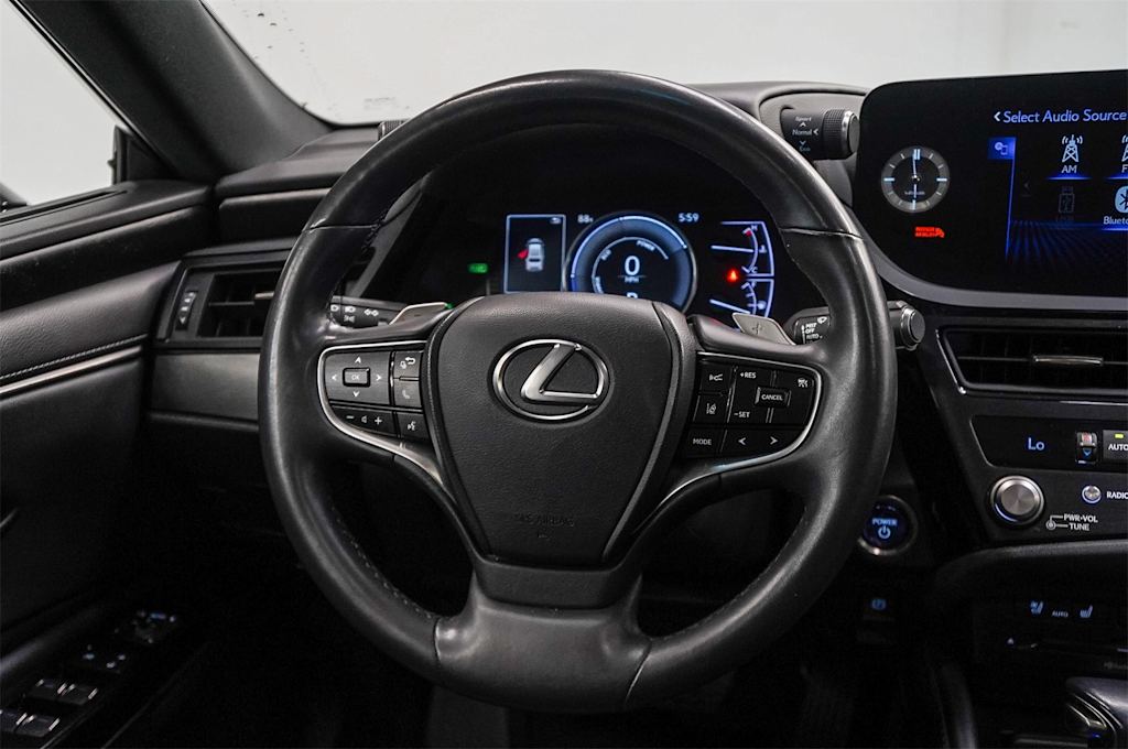 Thumbnail: 2022 Lexus ES - 9