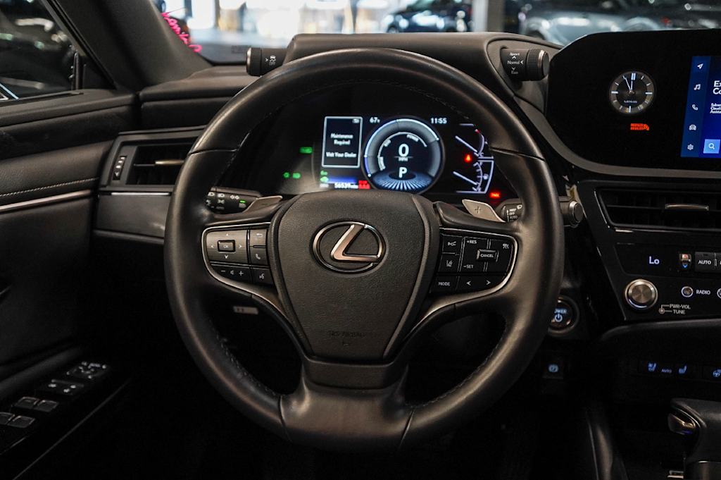 Thumbnail: 2024 Lexus ES - 9