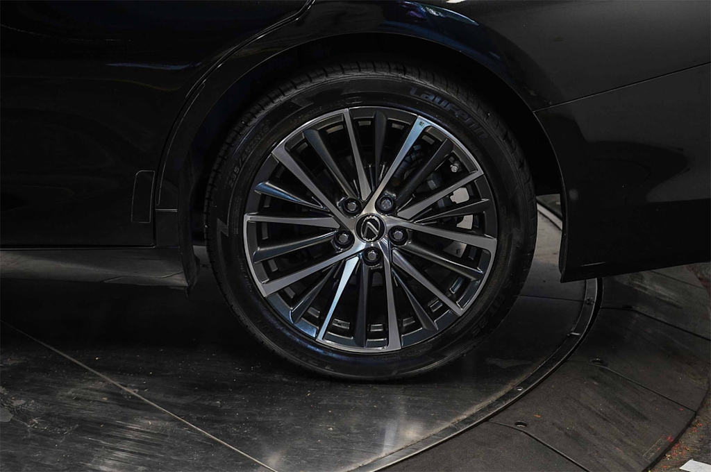 Thumbnail: 2023 Lexus ES - 22