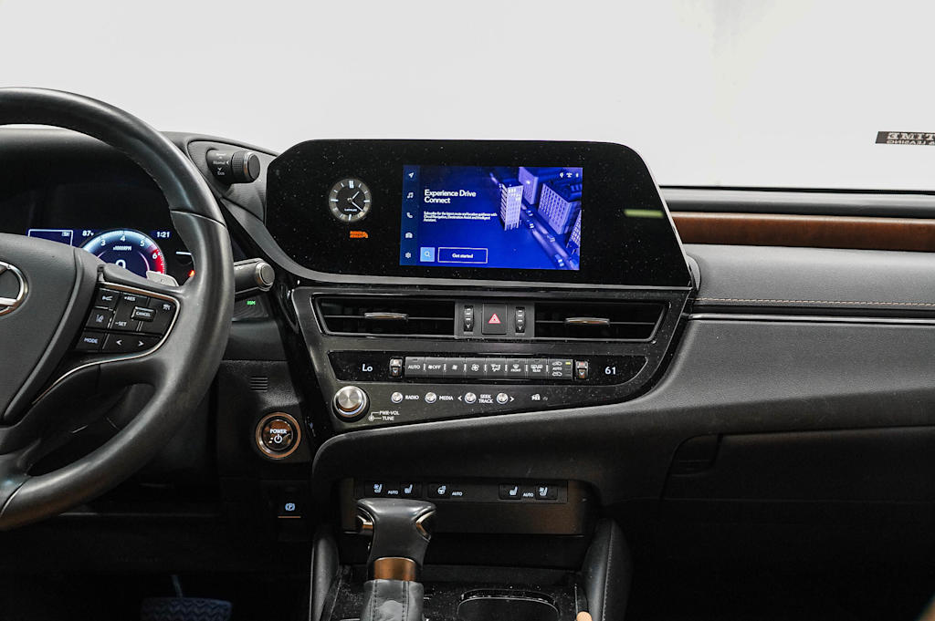 Thumbnail: 2024 Lexus ES - 12